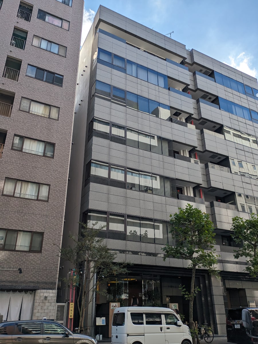 v20251204150956/fresh/building/J00100383749_1