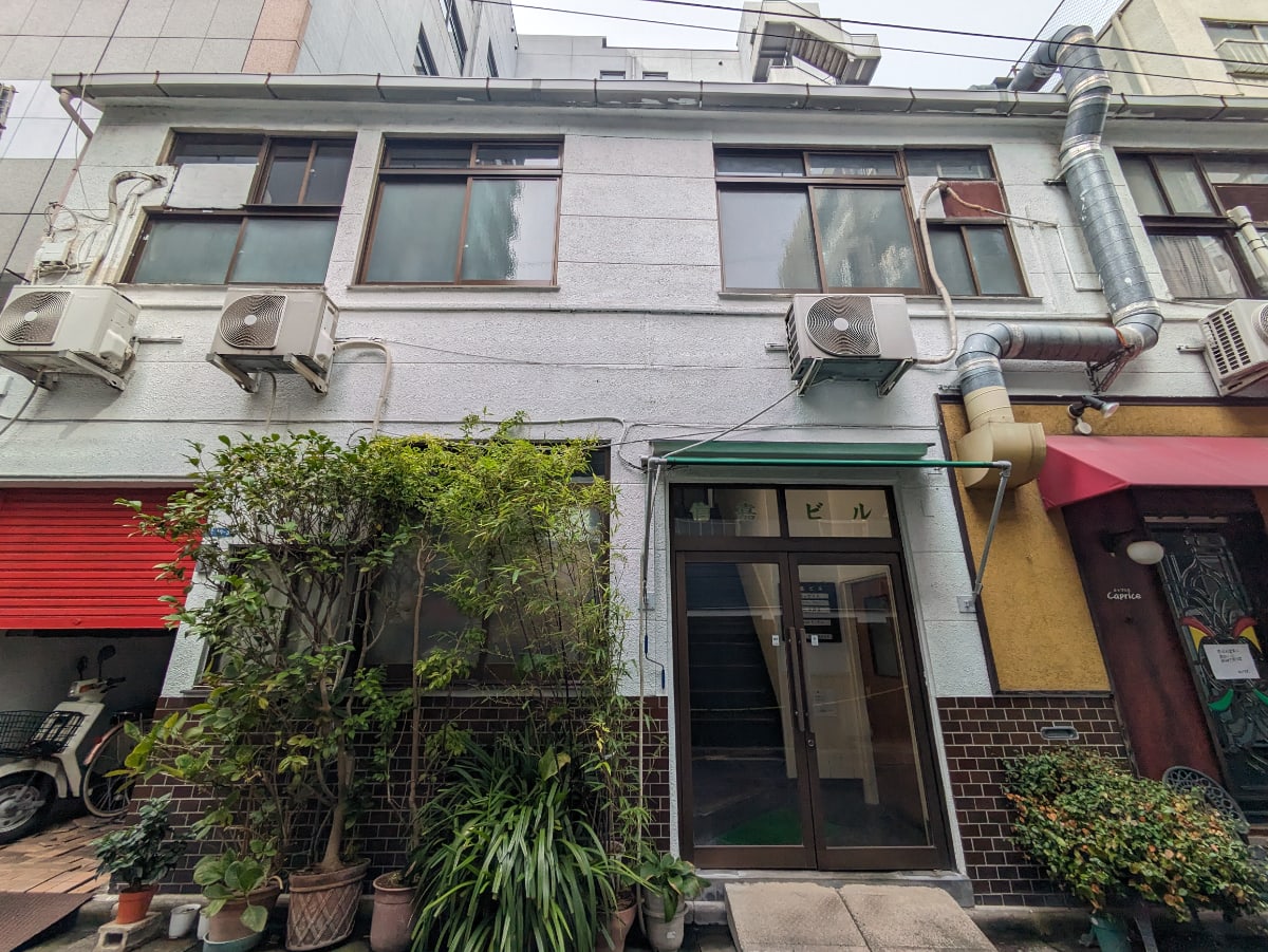 v20251204150956/fresh/building/J00100441667_6