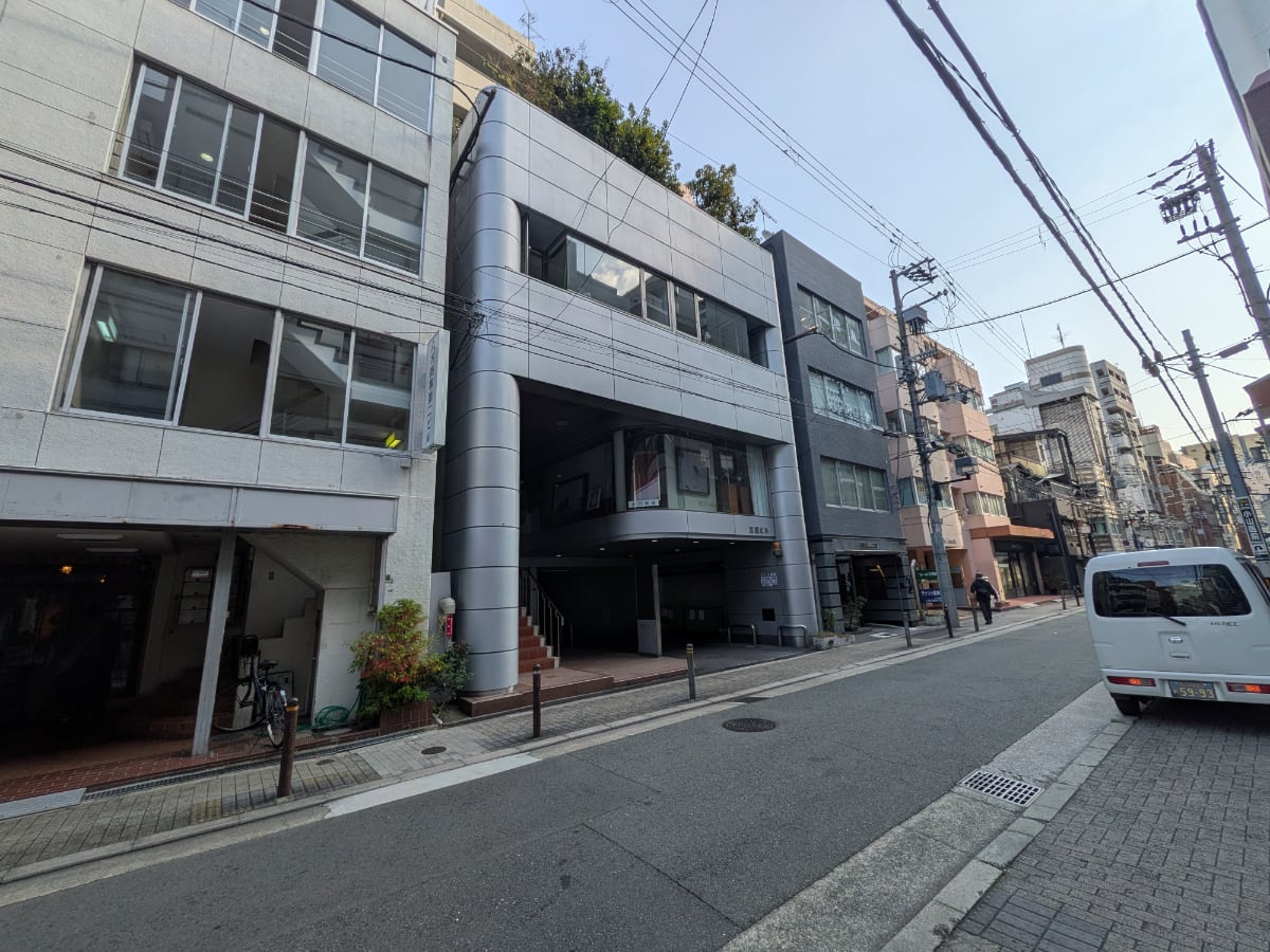 v20251204150956/fresh/building/J00100444675_6