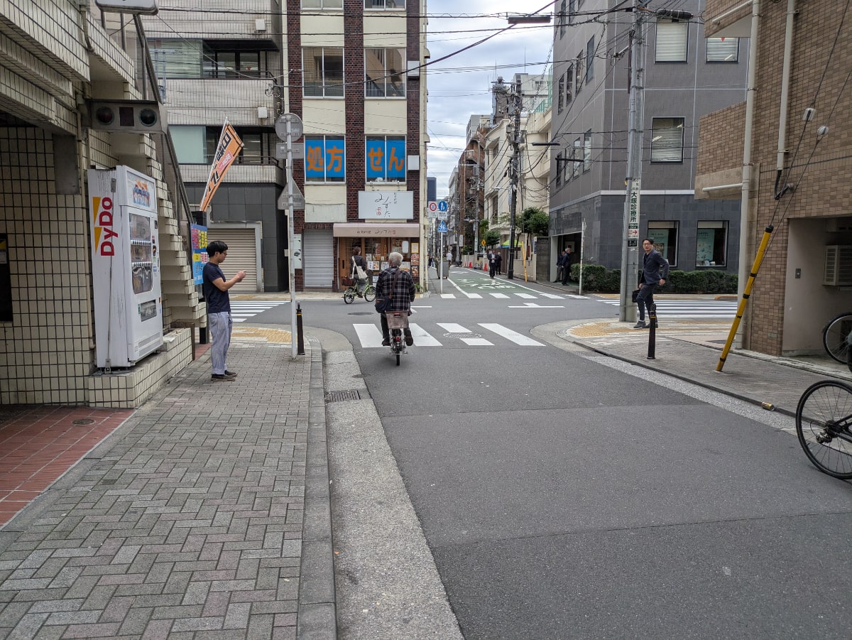 v20251204150956/fresh/building/J00100466183_2