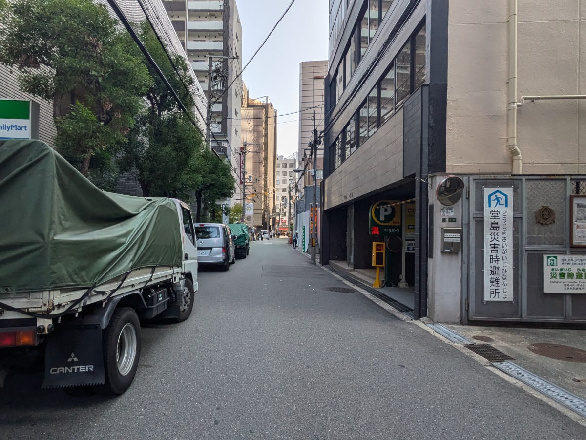 v20251204150956/fresh/building/J00100614520_2
