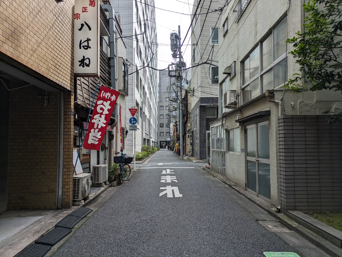 v20251204150957/fresh/building/J00100404052_7