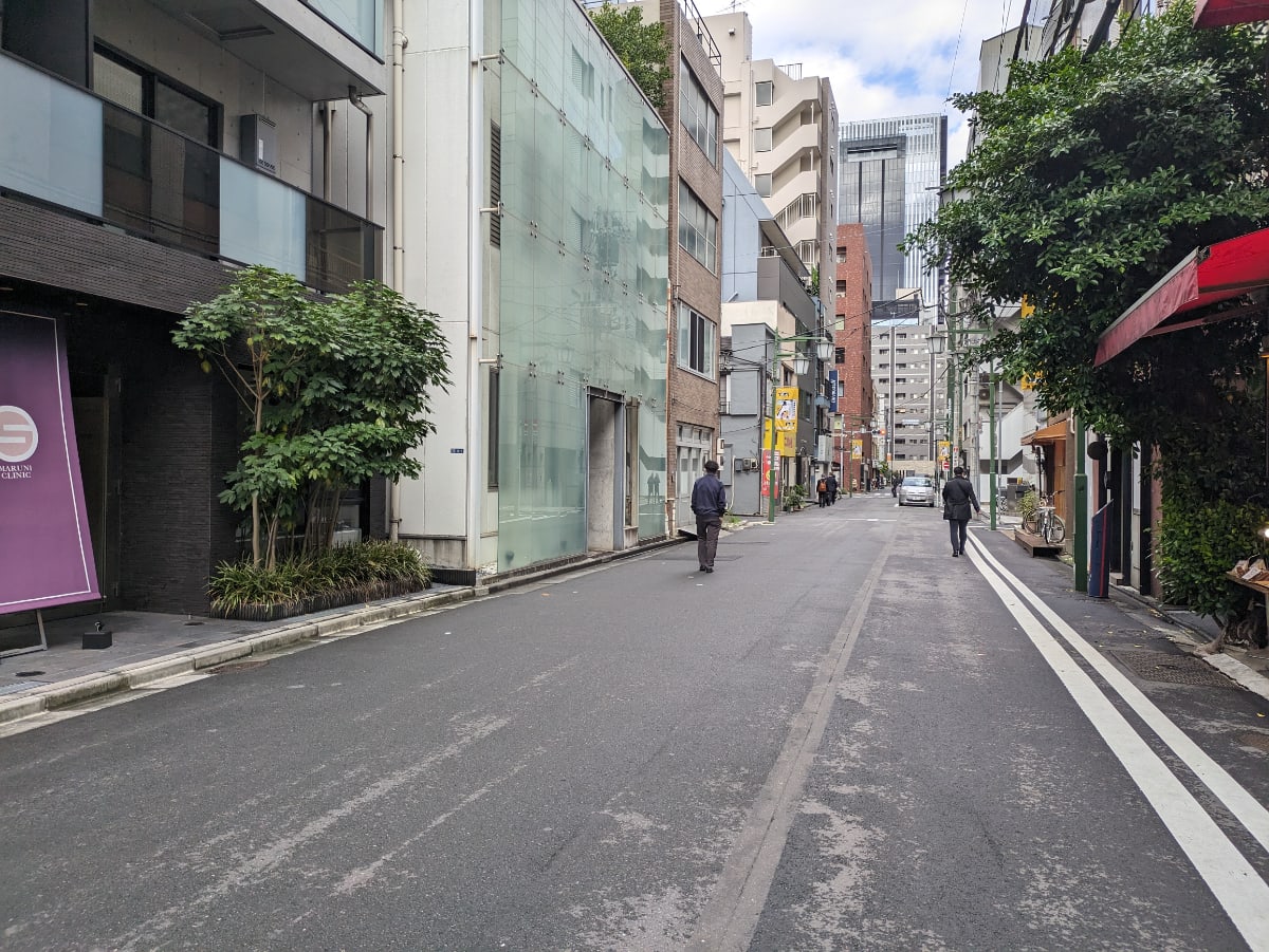 v20251204150957/fresh/building/J00100475795_2