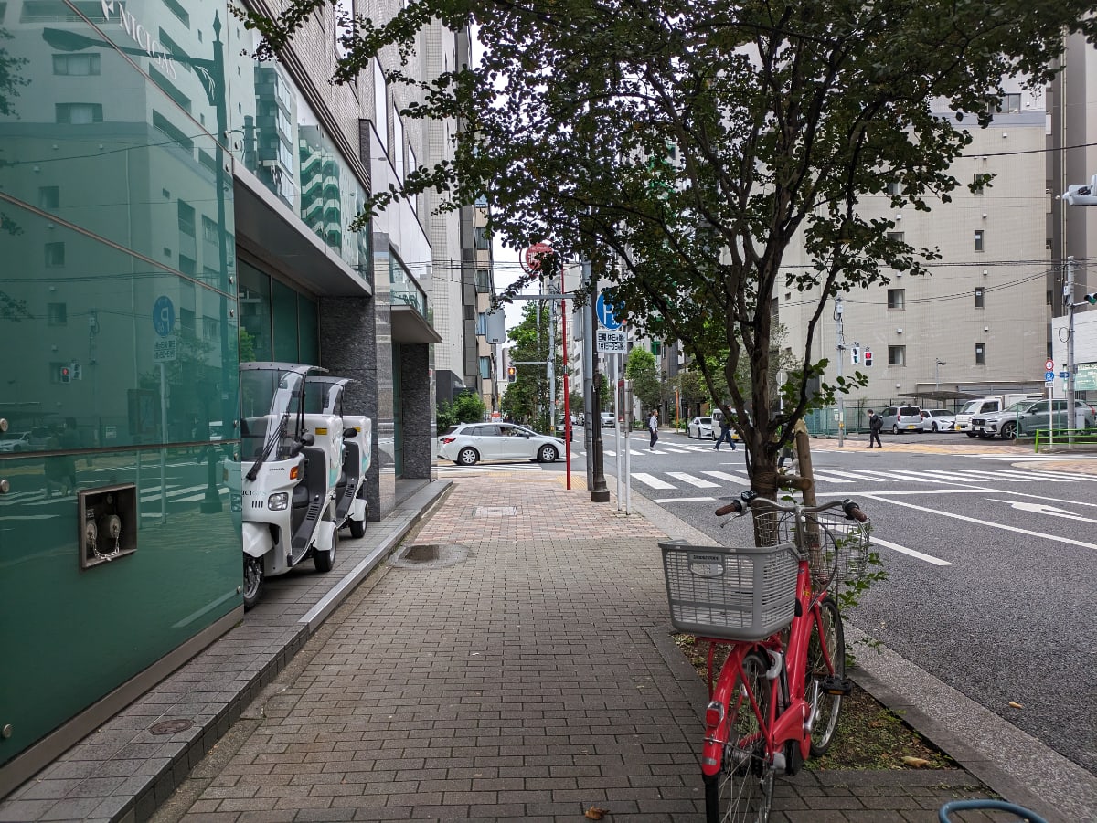 v20251204150957/fresh/building/J00100493567_12