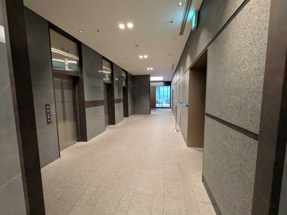 v20251209150805/fresh/building/J00100450356_4