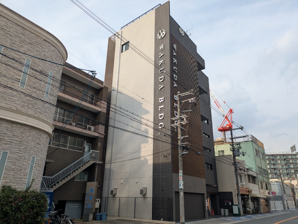 v20251209150805/fresh/building/J00100634883_5
