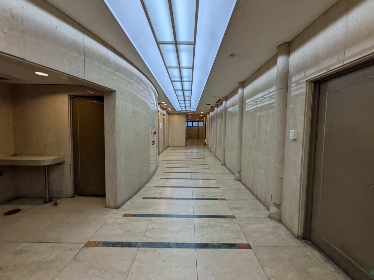 v20251210150806/fresh/building/J00100411412_7