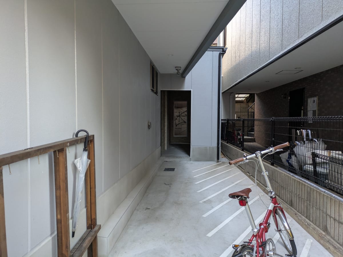 v20251210150806/fresh/building/J00100633942_9