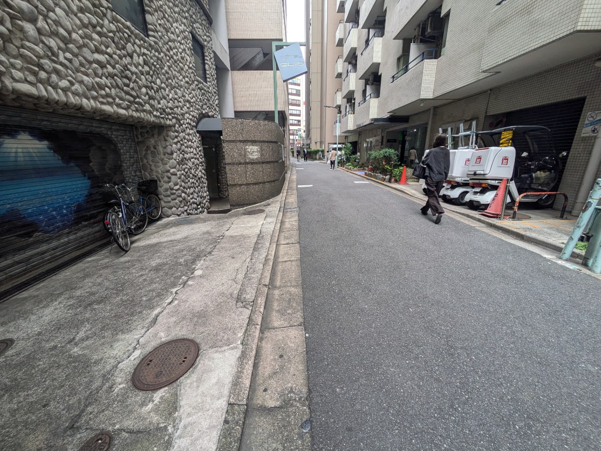 v20251211150803/fresh/building/J00100365129_10