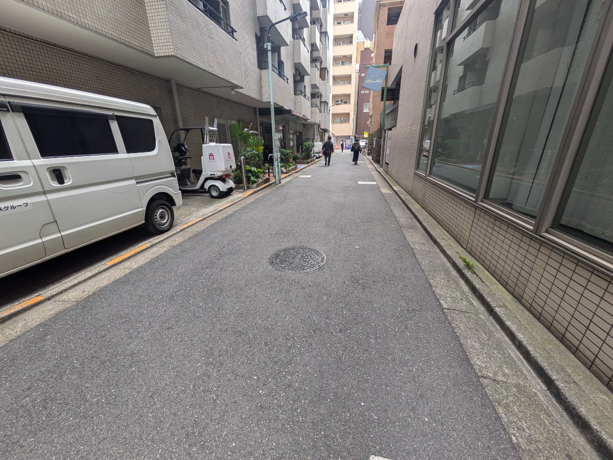 v20251211150803/fresh/building/J00100365129_15