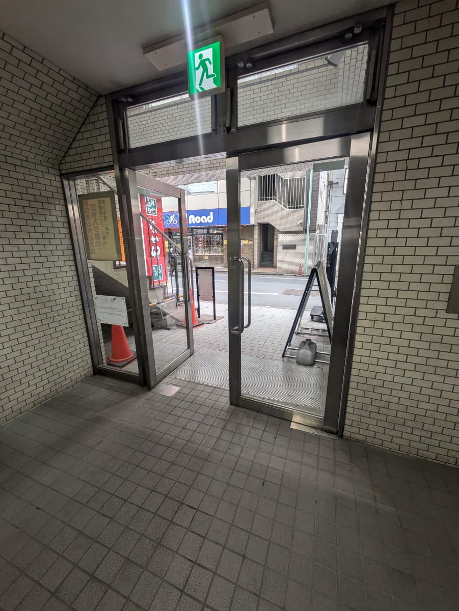 v20251211150803/fresh/building/J00100388638_16