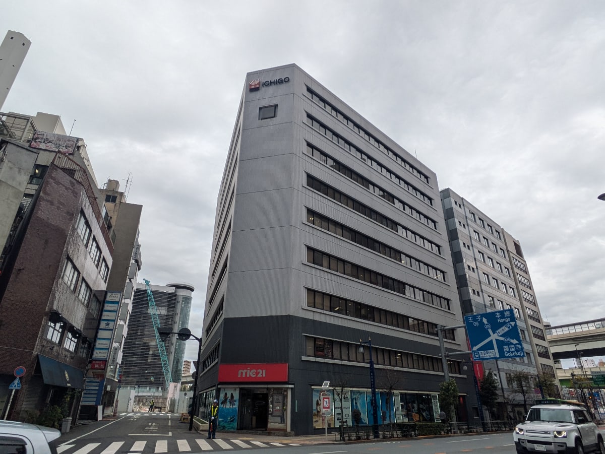 v20251211150803/fresh/building/J00100389772_11