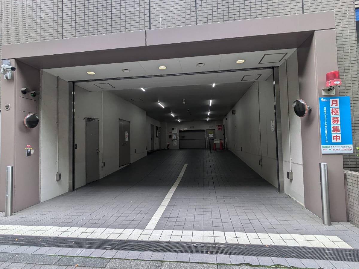 v20251211150803/fresh/building/J00100390641_14