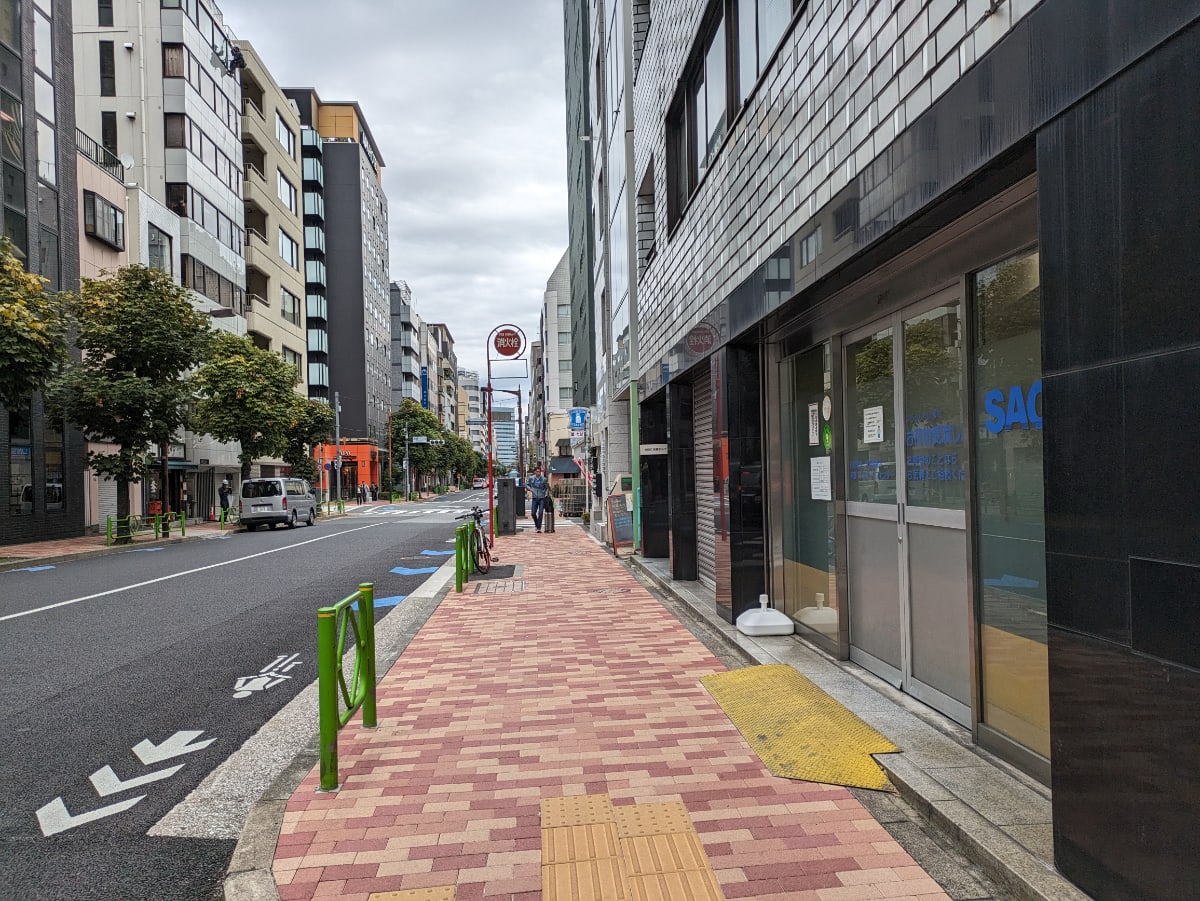 v20251211150803/fresh/building/J00100392551_13