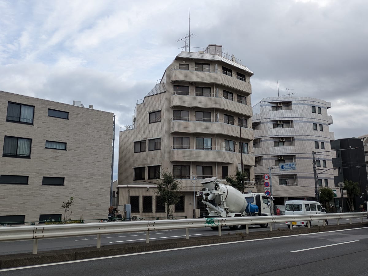 v20251211150803/fresh/building/J00100394865_11