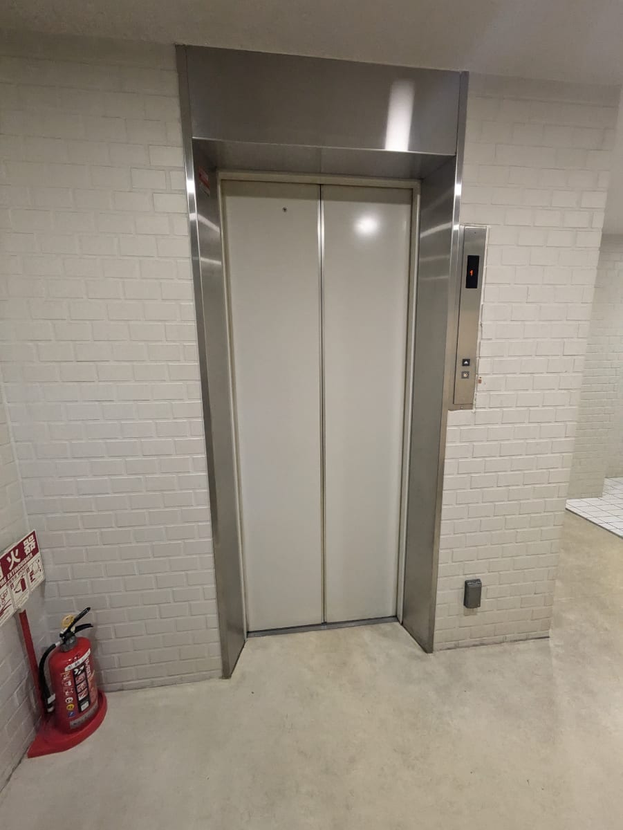 v20251211150803/fresh/building/J00100401752_4