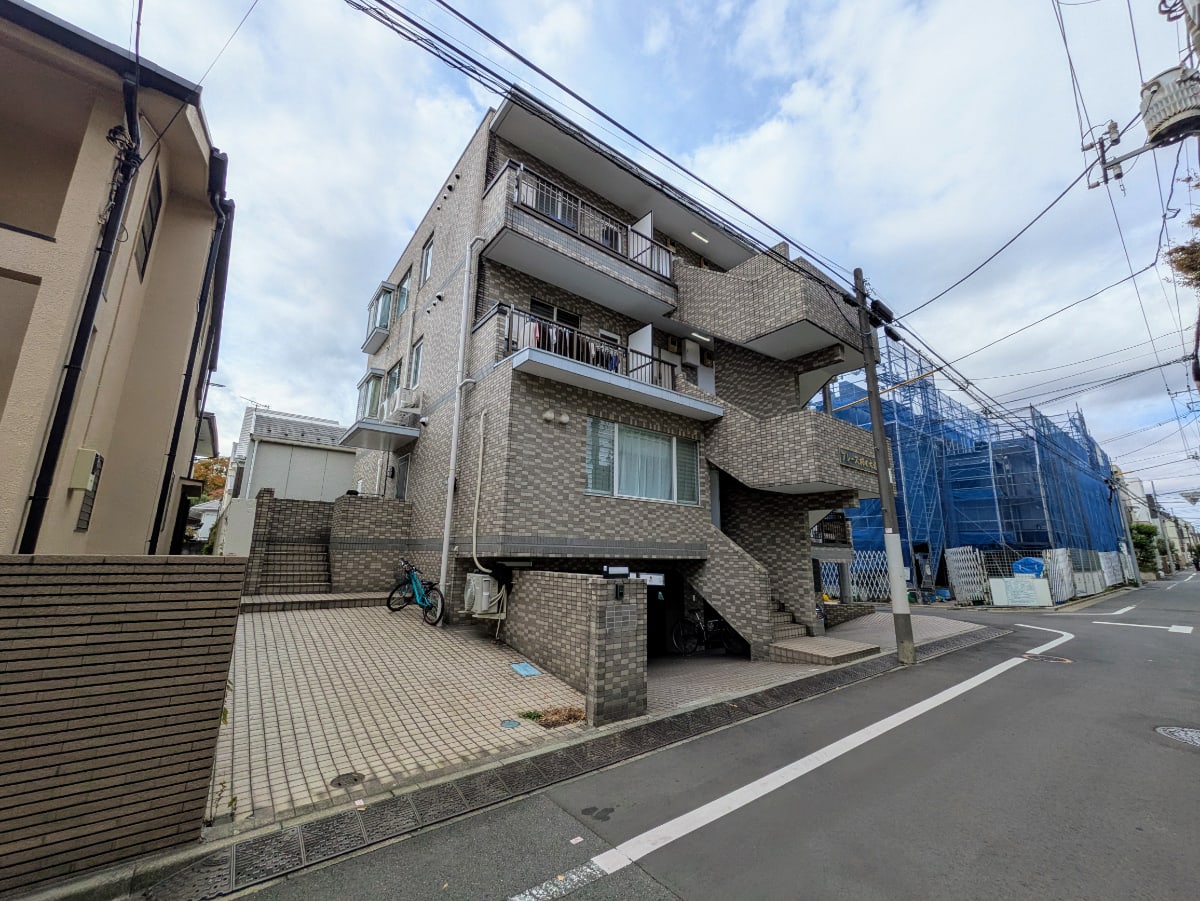 v20251211150803/fresh/building/J00100402852_1