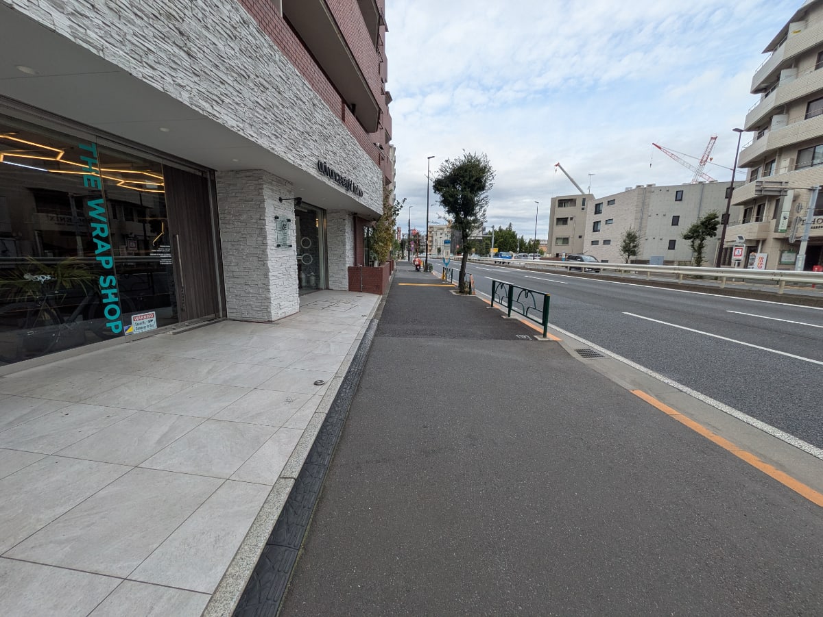 v20251211150803/fresh/building/J00100428170_10