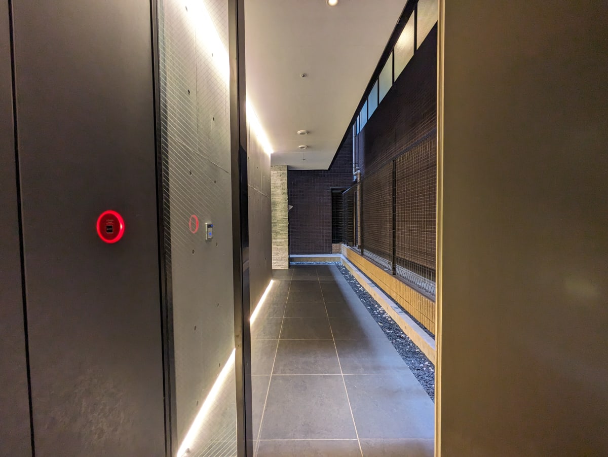 v20251211150803/fresh/building/J00100502876_61