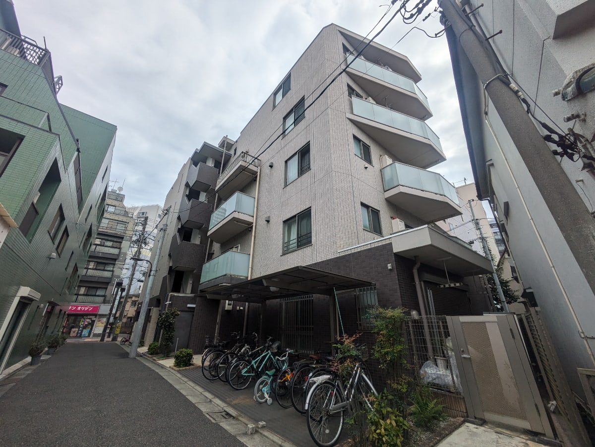 v20251211150803/fresh/building/J00100632449_6