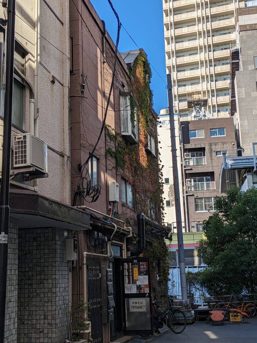 v20251211150803/fresh/building/J00100633549_10