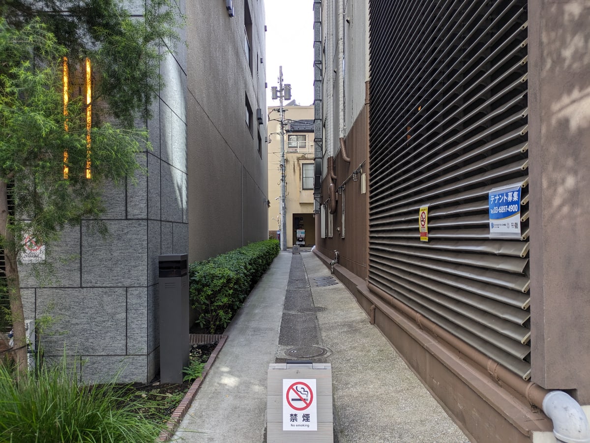 v20251211150803/fresh/building/J00100633651_13