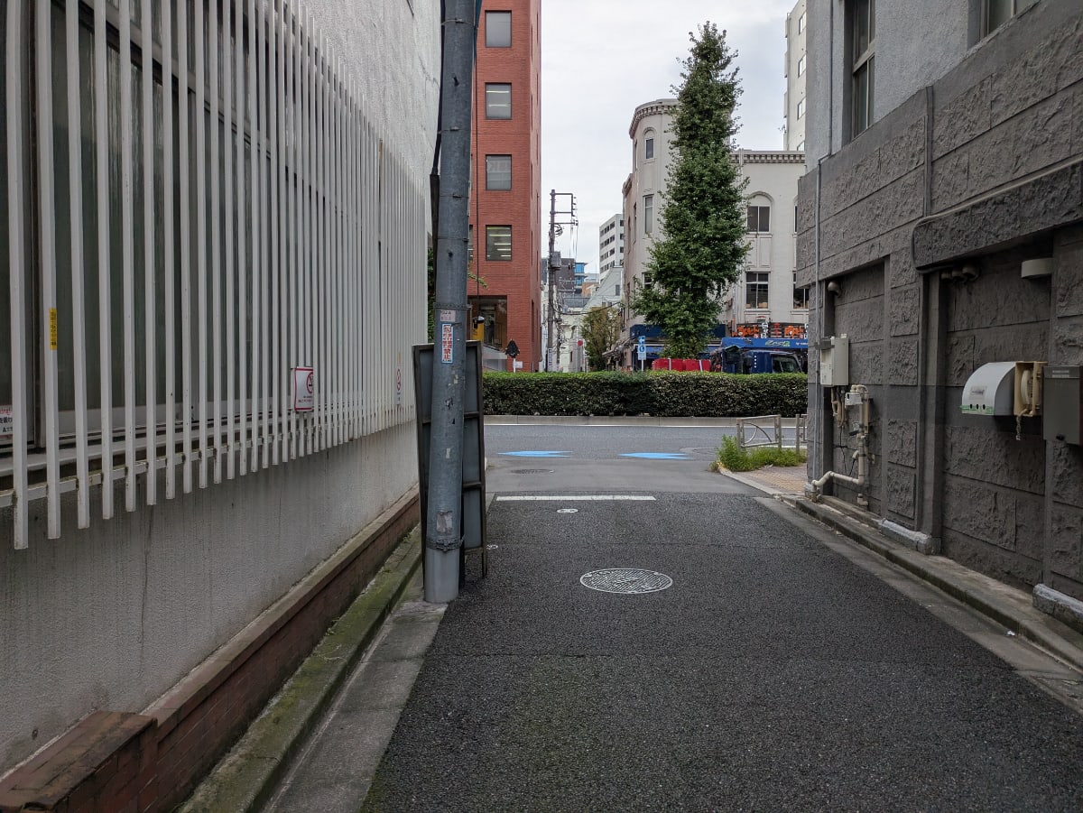 v20251212150907/fresh/building/J00100357607_13