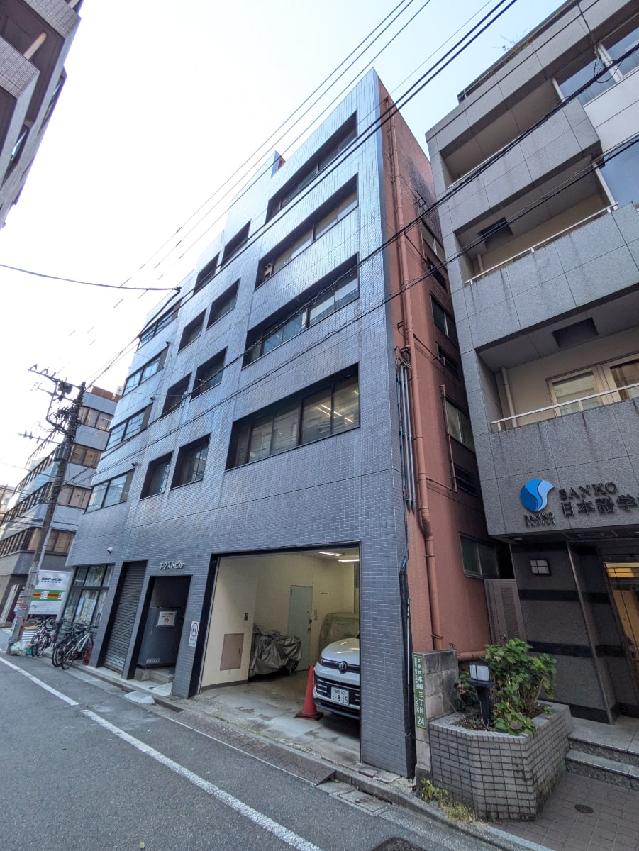 v20251212150907/fresh/building/J00100369444_7