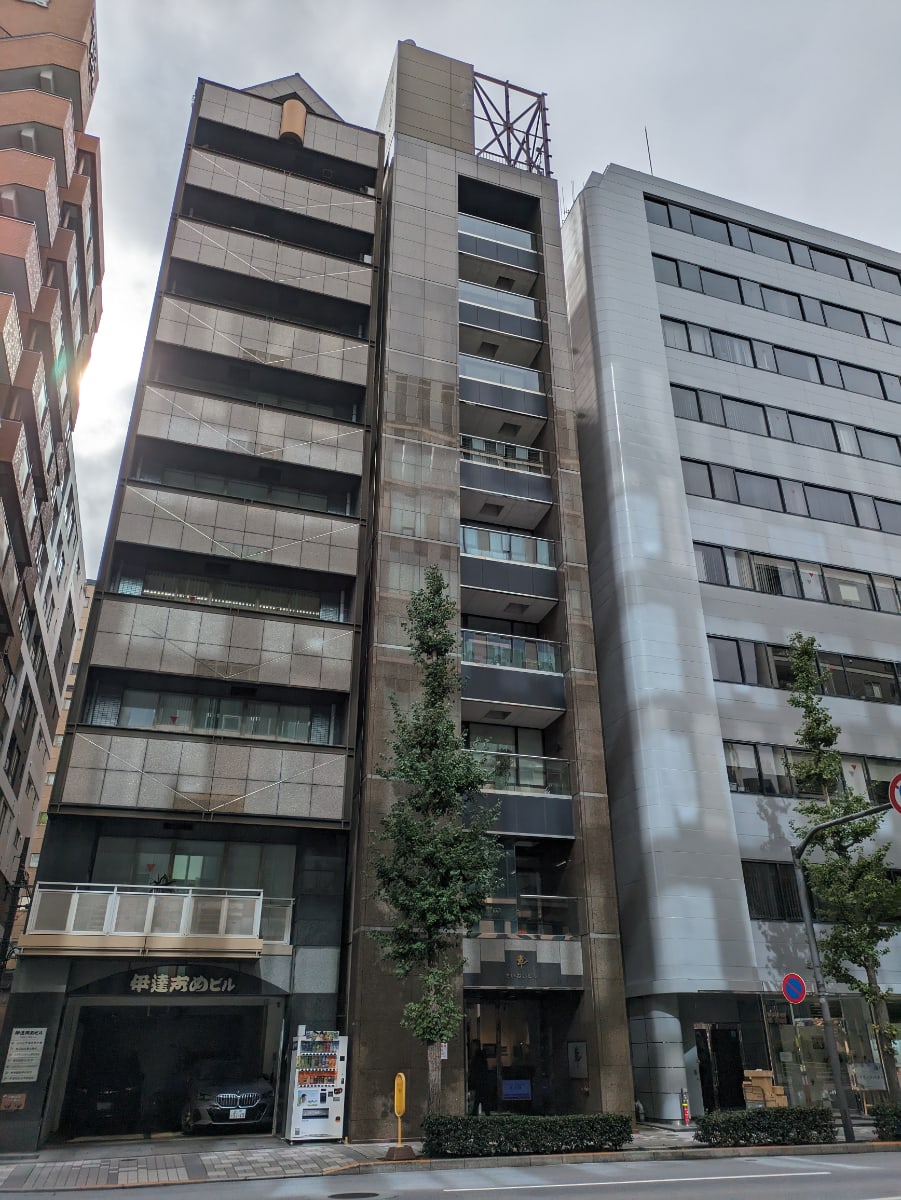 v20251212150907/fresh/building/J00100376182_19