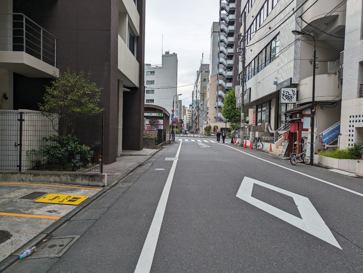 v20251212150907/fresh/building/J00100376401_10