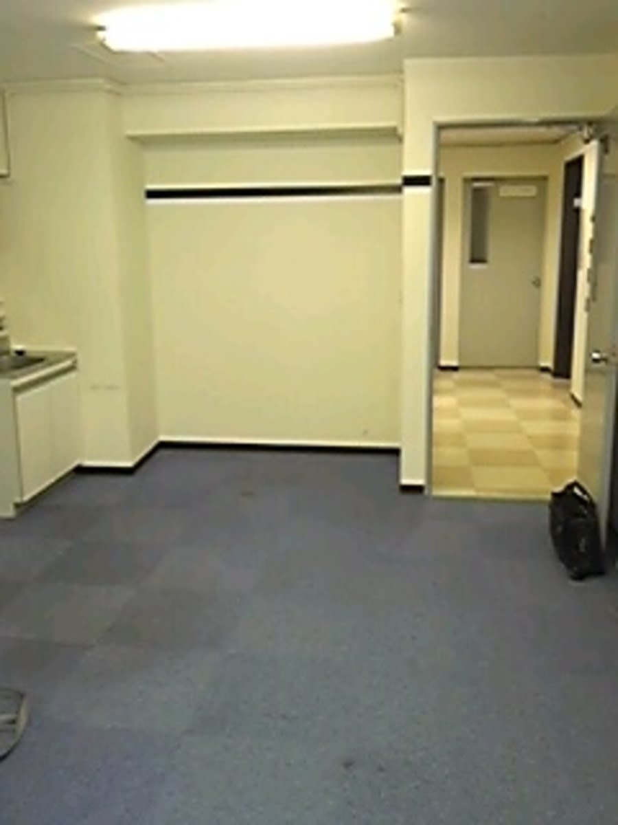 v20251212150907/fresh/building/J00100390285_6