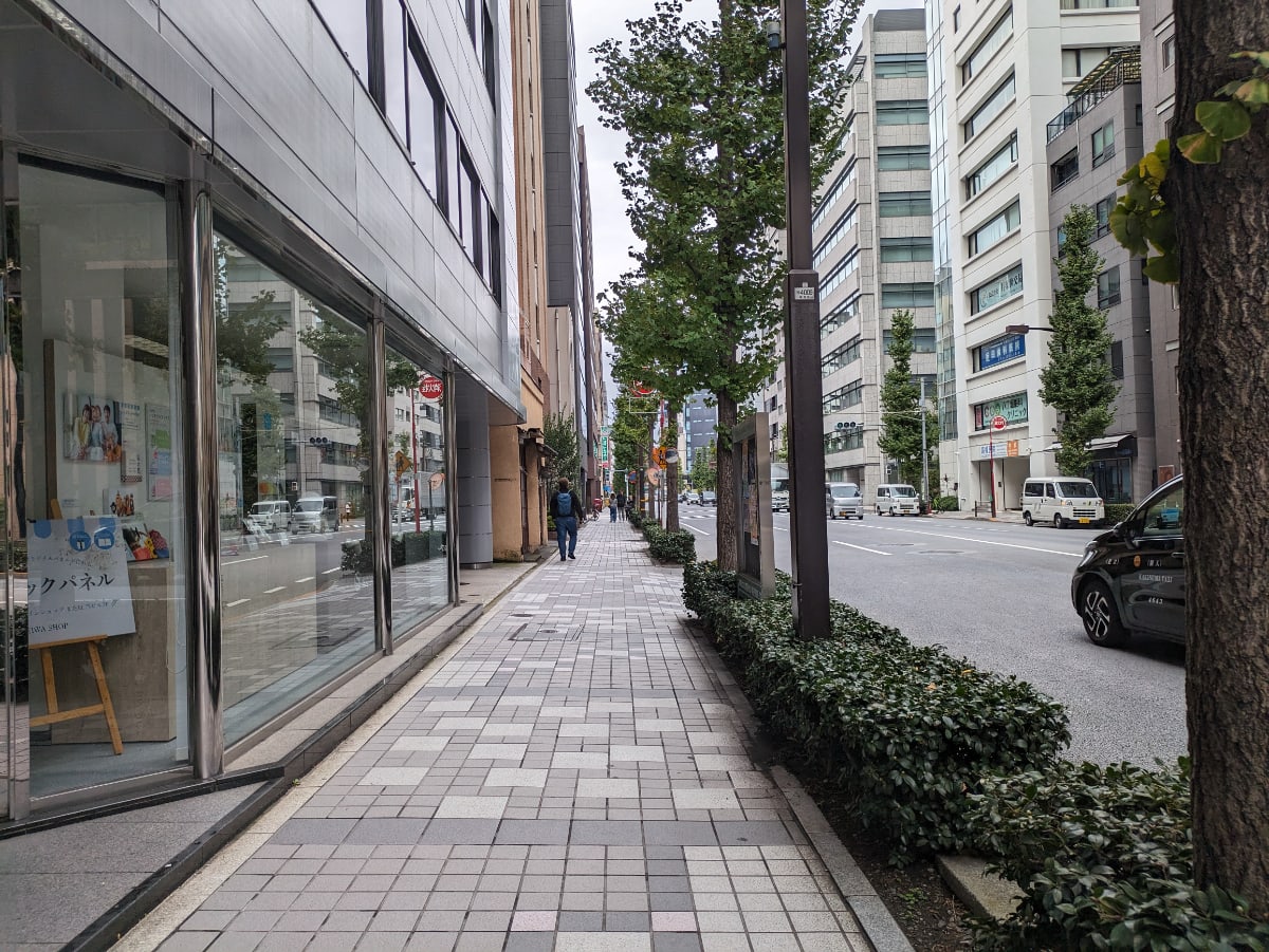 v20251212150907/fresh/building/J00100390519_61