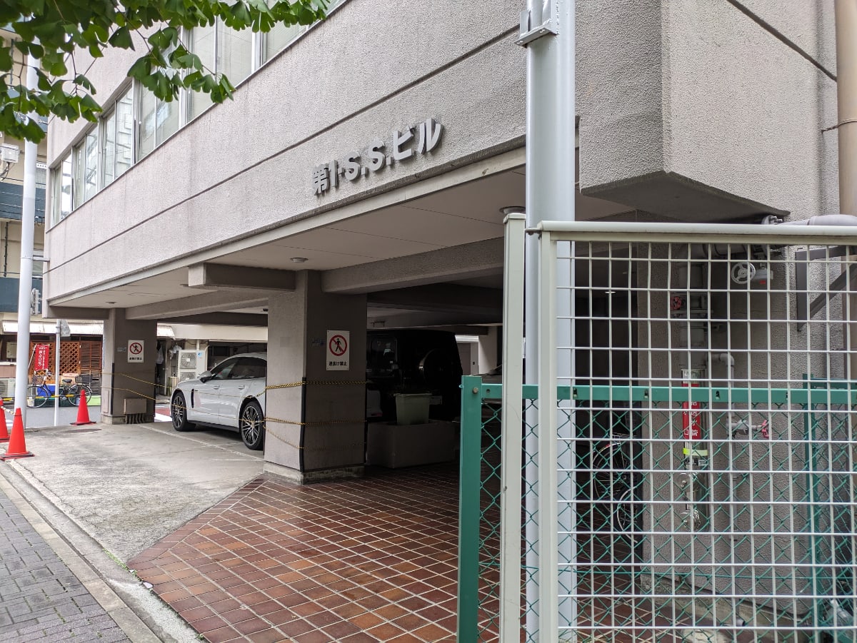 v20251212150907/fresh/building/J00100390838_3