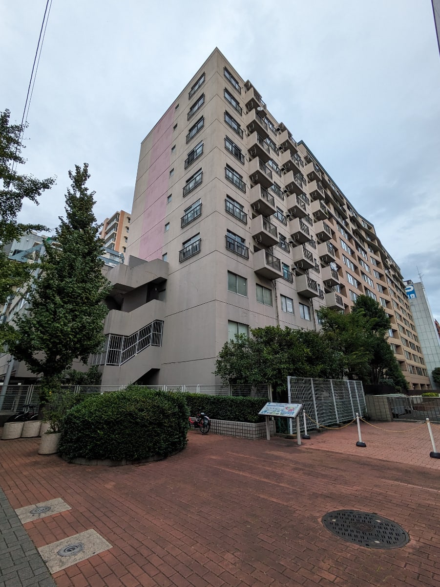 v20251212150907/fresh/building/J00100390838_64