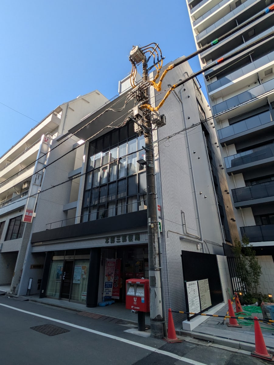 v20251212150907/fresh/building/J00100392994_7