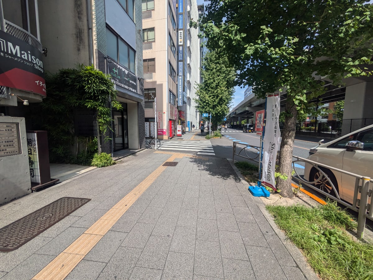 v20251212150907/fresh/building/J00100393443_2