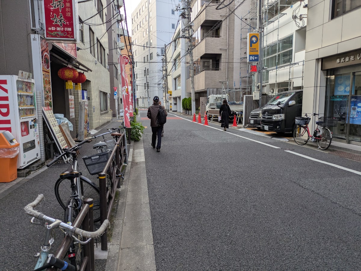 v20251212150907/fresh/building/J00100405918_7