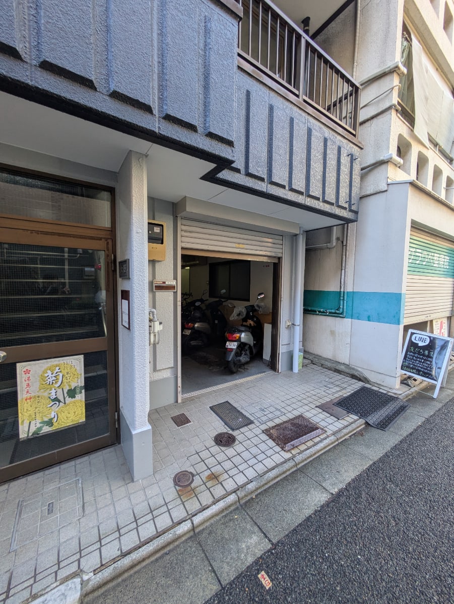 v20251212150907/fresh/building/J00100413222_12