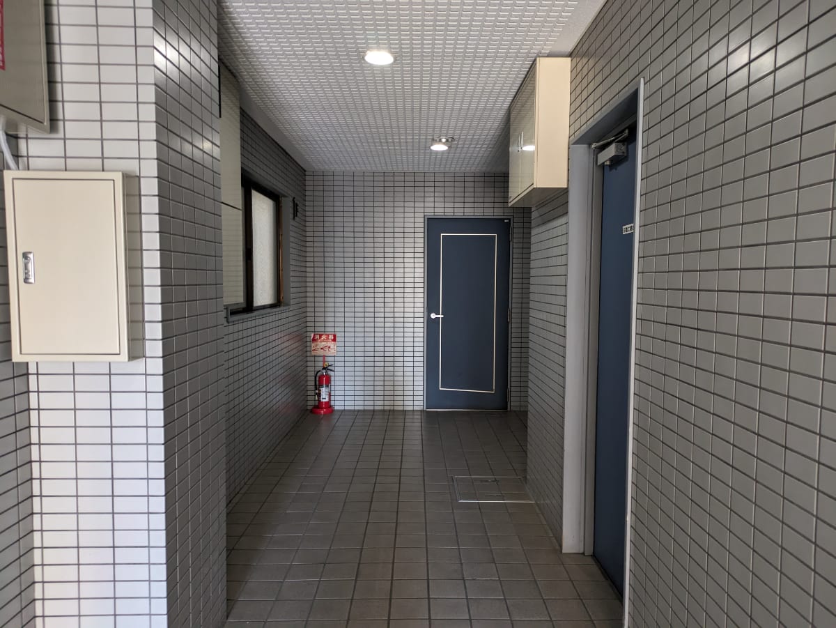 v20251212150907/fresh/building/J00100415331_9
