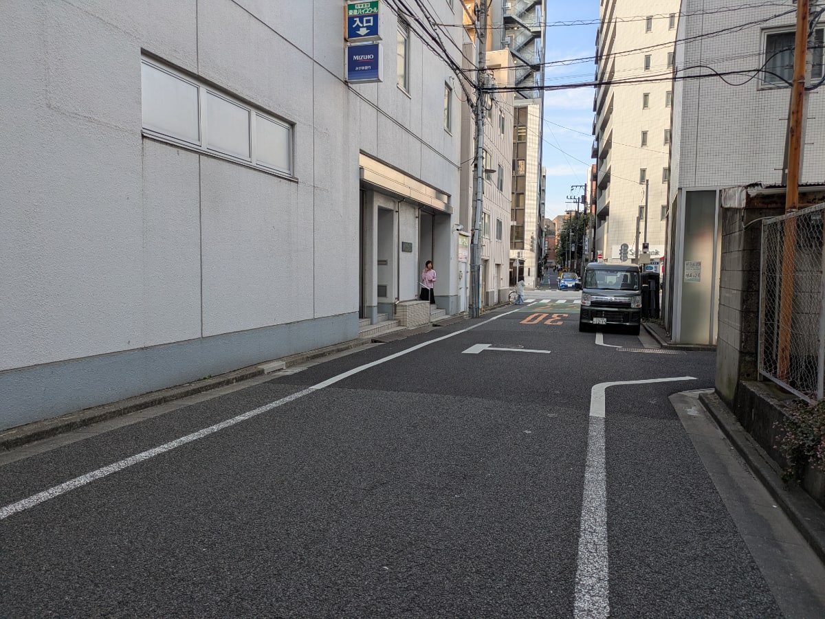 v20251212150907/fresh/building/J00100418142_2