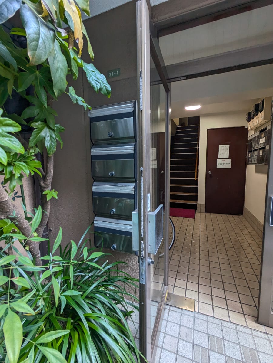 v20251212150907/fresh/building/J00100425372_13