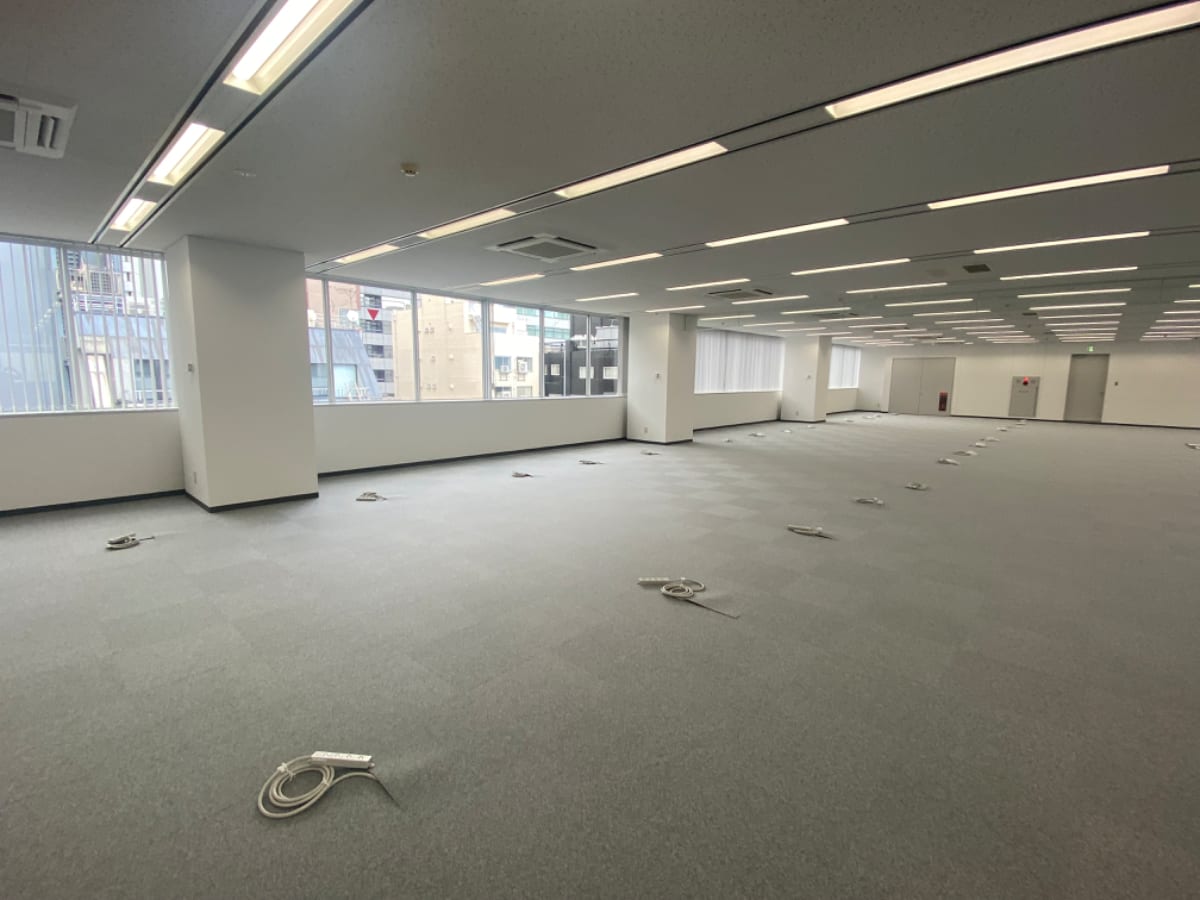 v20251216150806/fresh/building/J00100390744_8