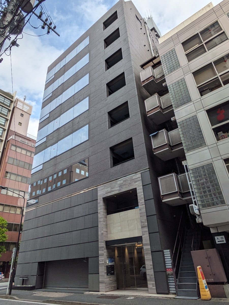 v20251217150803/fresh/building/J00100392942_61