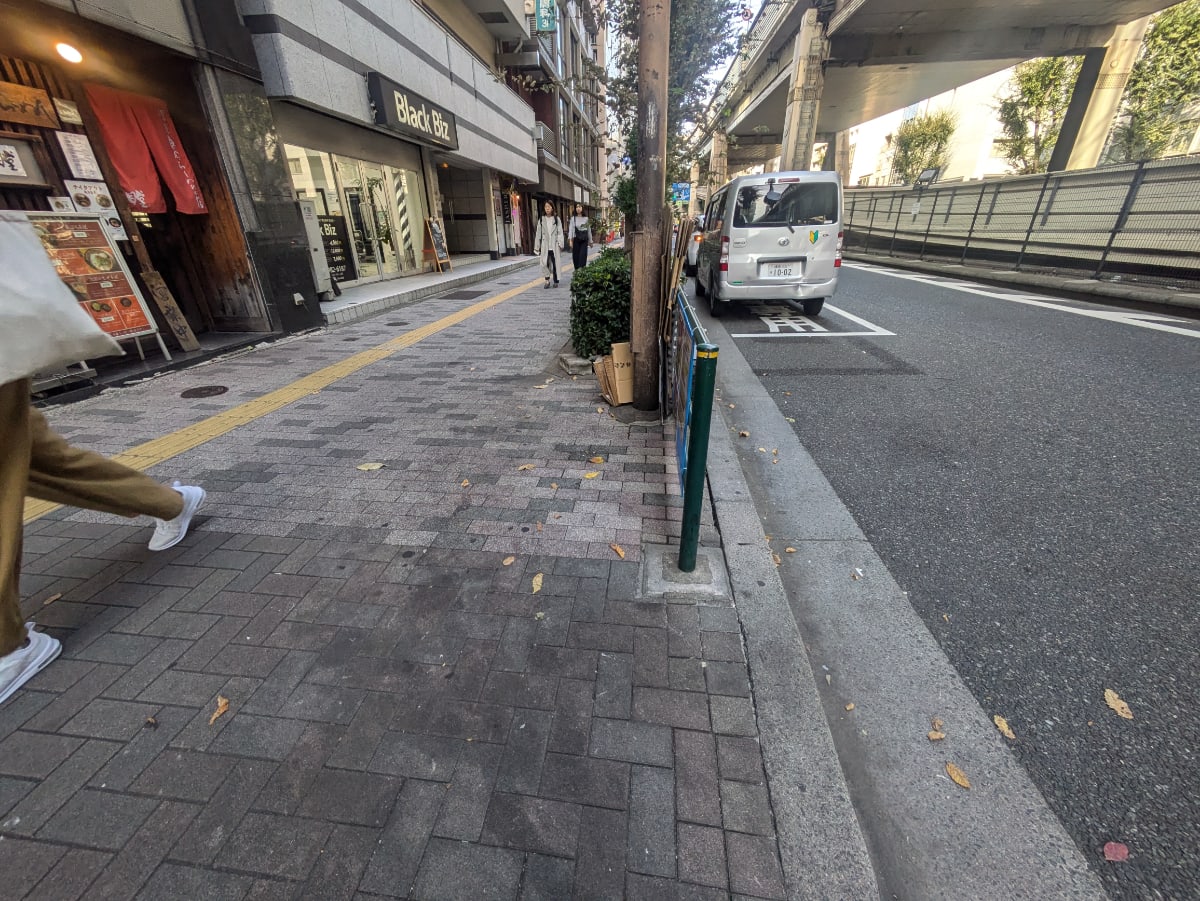 v20251221150706/fresh/building/J00100360372_12