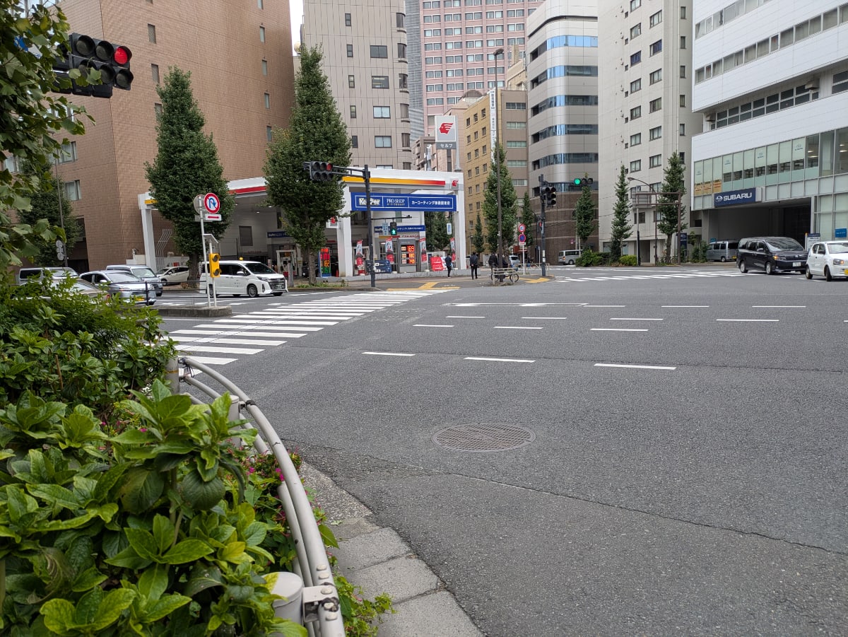 v20251221150706/fresh/building/J00100372630_2