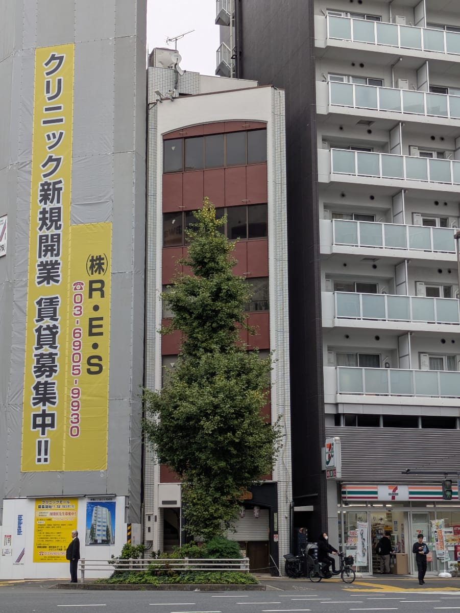 v20251221150706/fresh/building/J00100372630_6
