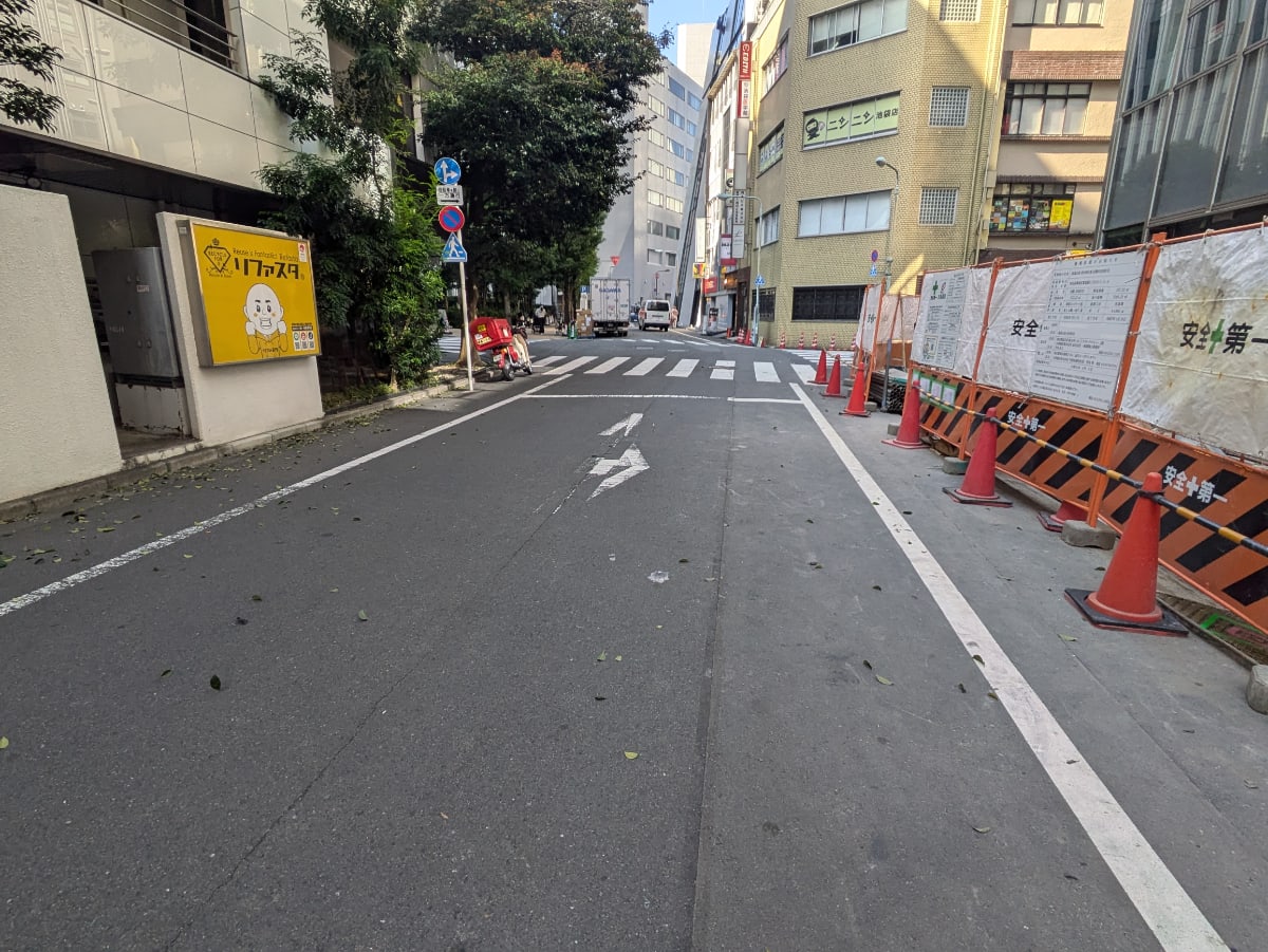 v20251221150706/fresh/building/J00100372696_2
