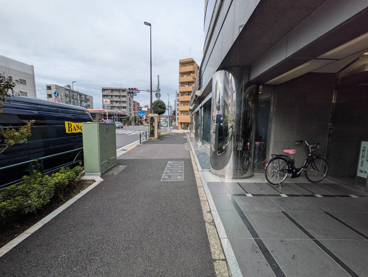 v20251221150706/fresh/building/J00100373525_10