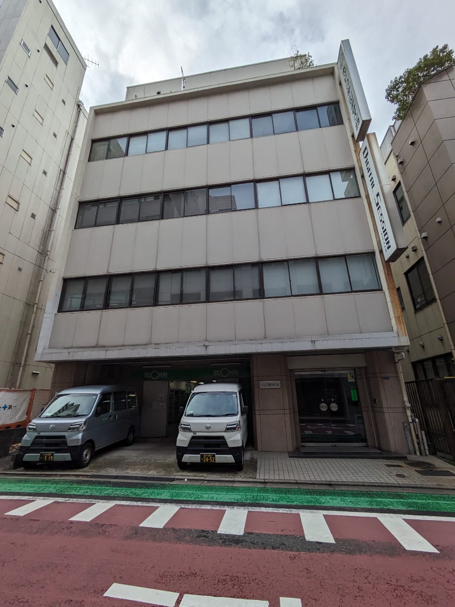 v20251221150706/fresh/building/J00100376860_9