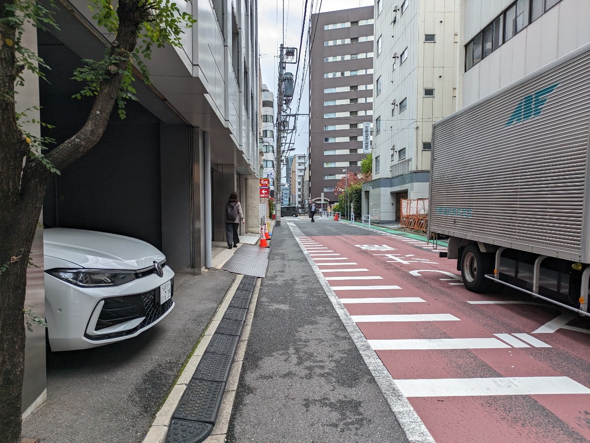 v20251221150706/fresh/building/J00100376861_7